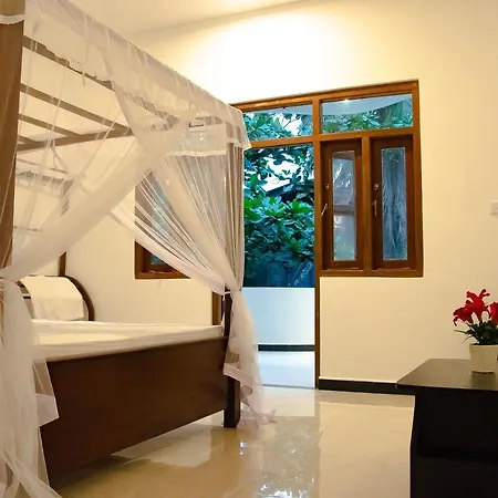Angel White Unawatuna Exterior photo