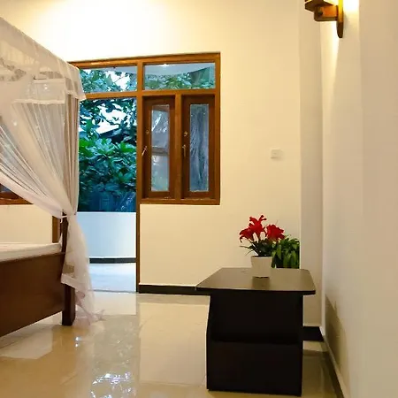 Angel White Unawatuna Exterior photo
