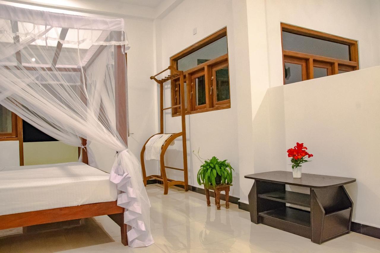 Apartment Angel White Unawatuna