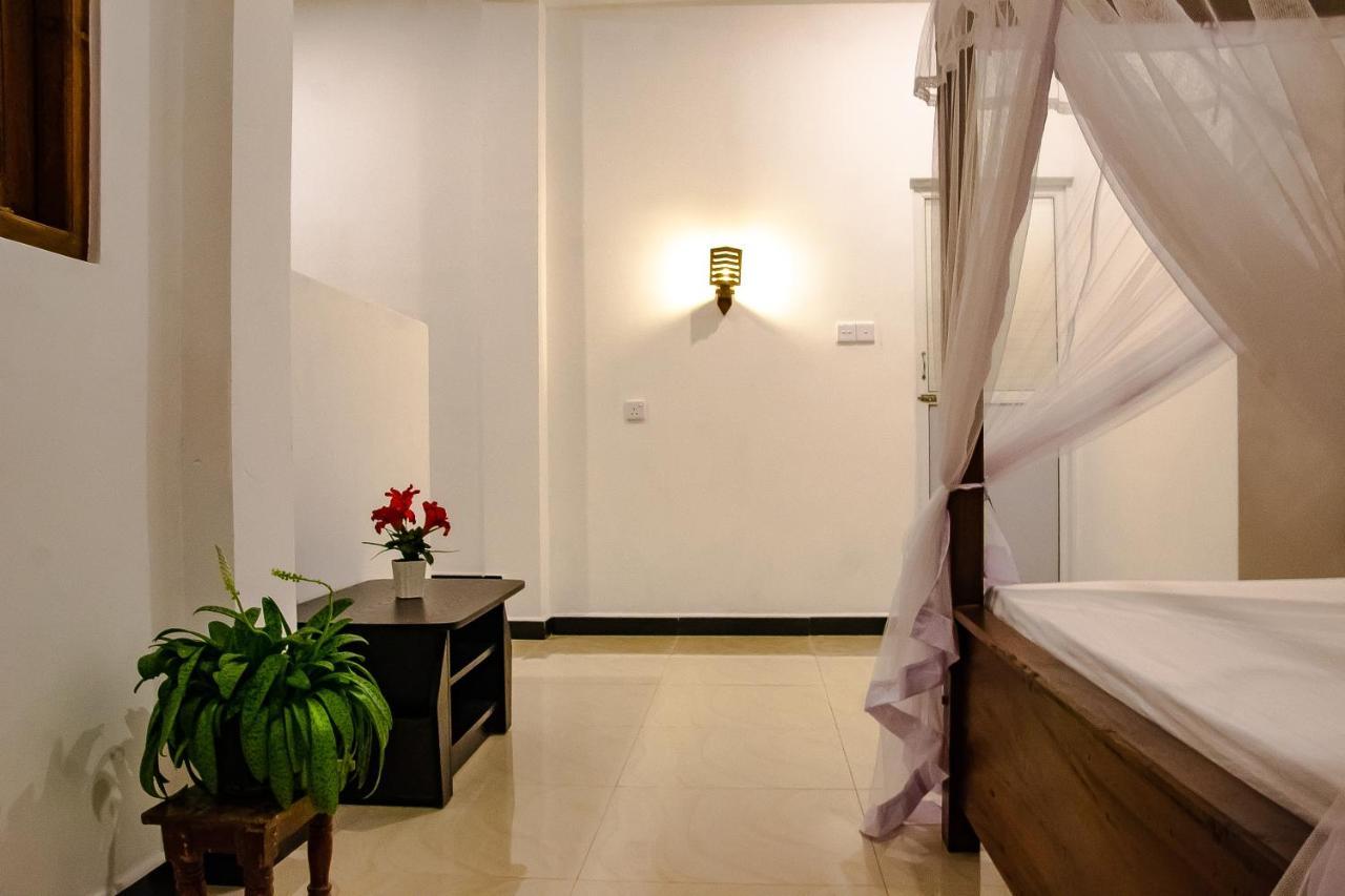 Apartment Angel White Unawatuna
