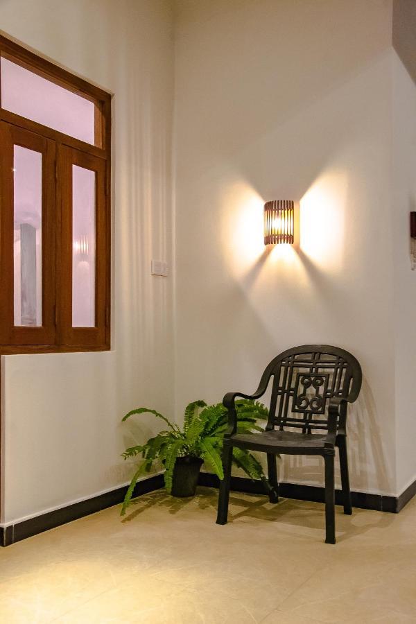 Angel White Apartment